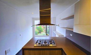 Apartamento de 345m en Arriendo en Rosales