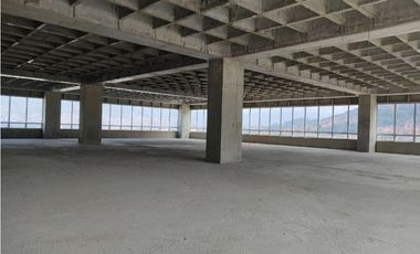 Se arrienda local comercial en Medellín, sector Buenos Aires