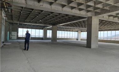 Se arrienda local comercial en Medellín, sector Buenos Aires