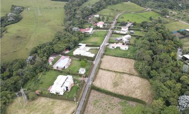 Se Vende Lote en Conjunto Cerrado - Sector Circasia