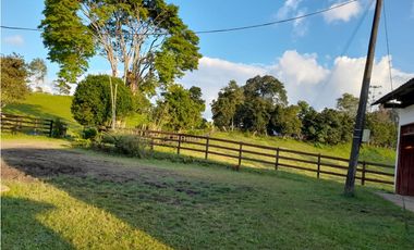 SE VENDE FINCA EN FILANDIA