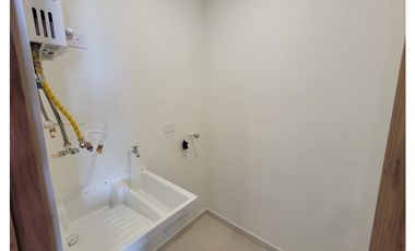 VENTA  APARTASUITE AMOBLADA CERRITOS PEREIRA CON PARQUEADERO
