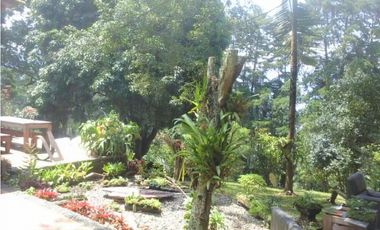 Casa lote en venta en El Poblado, sector los balsos