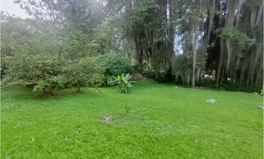 Casa lote en venta en El Poblado, sector los balsos