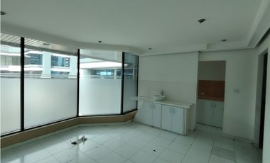 Local Comercial En Planta Baja Sobre Via España Plaza San Fernando