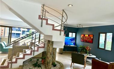 Venta De Penthouse en El Poblado Loma de Los Parra
