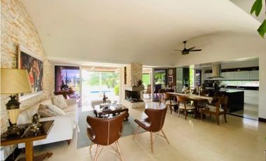Casa campestre en condominio para la venta en Cerritos, Pereira!!!