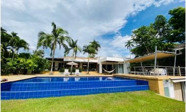 Casa campestre en condominio para la venta en Cerritos, Pereira!!!