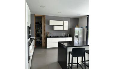 Casa campestre en condominio para la venta en Cerritos, Pereira!!!