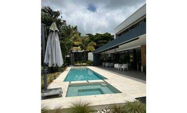 Casa campestre en condominio para la venta en Cerritos, Pereira!!!