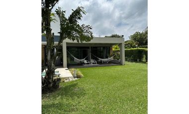 Casa campestre en condominio para la venta en Cerritos, Pereira!!!