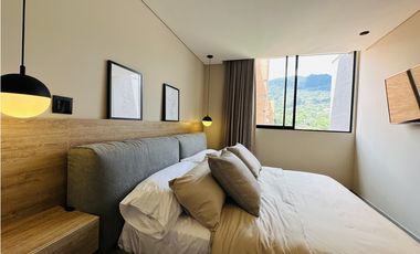 Apartamento Amoblado  Medellín A Duplex Jacuzzi En Envigado Cumbres
