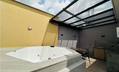 Apartamento Amoblado  Medellín A Duplex Jacuzzi En Envigado Cumbres