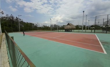 SE VENDE CASA CON PISCINA PRIVADA Y JACUZZI CABO VERDE PRAIA, RICAURTE