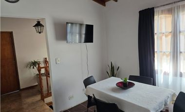 DOS DPTOS 3 AMBIENTES EN OSTENDE A 5 MINUTOS DEL MAR
