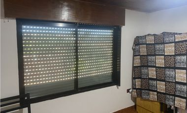 VENDO INCREIBLE CASA CON NEGOCIO EN 2 PLANTAS - L. N. ALEM, MISIONES