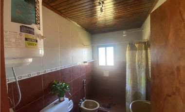 VENDO INCREIBLE CASA CON NEGOCIO EN 2 PLANTAS - L. N. ALEM, MISIONES