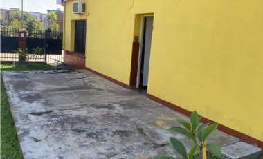 VENDO INCREIBLE CASA CON NEGOCIO EN 2 PLANTAS - L. N. ALEM, MISIONES