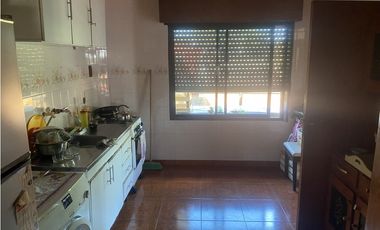VENDO INCREIBLE CASA CON NEGOCIO EN 2 PLANTAS - L. N. ALEM, MISIONES