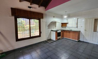 Casa para 2 Familias en venta en Burzaco Este