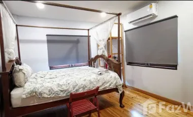 3-Bedroom Modern Pool Villa near Laem Mae Pim, Rayong