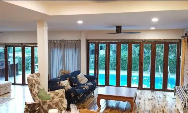 3-Bedroom Modern Pool Villa near Laem Mae Pim, Rayong