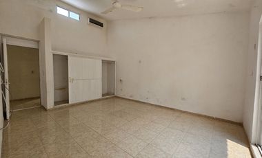 CERCA DEL MAR AMPLIA CASA EN VENTA EN CHICXULUB, PROGRESO, YUCATAN.