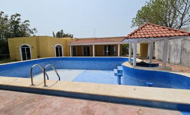 CERCA DEL MAR AMPLIA CASA EN VENTA EN CHICXULUB, PROGRESO, YUCATAN.