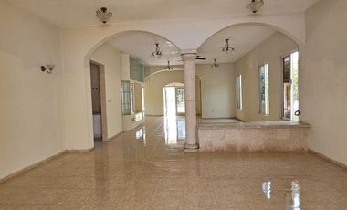 CERCA DEL MAR AMPLIA CASA EN VENTA EN CHICXULUB, PROGRESO, YUCATAN.