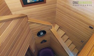 Casa en Venta en Rebajada en un 20% - Amplia casa con Quincho, Bodega y Cancha de Tenis - Lomas de Reloncaví