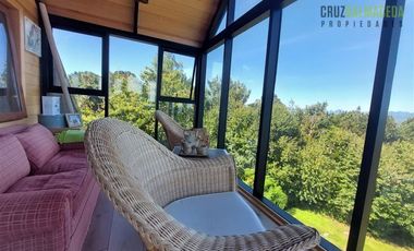 Parcela en Venta en Rebajada en un 20% - Amplia casa con Quincho, Bodega y Cancha de Tenis - Lomas de Reloncaví