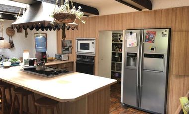 Casa en venta en Bosques de las Lomas, Cuajimalpa de Morelos, Ciudad de México