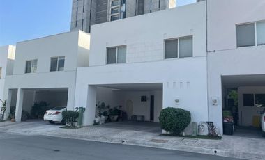 CASA EN VENTA EN VALLE PONIENTE