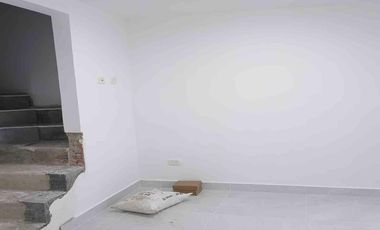 CASA EN VENTA EN AV DE LOS CAMELLOS/ARMENIA