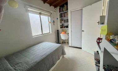 CASA EN VENTA UBICADA EN EL POBLADO SECTOR LOMA DE SAN JULIAN