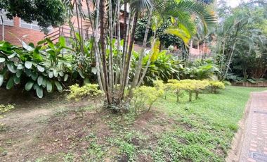 CASA EN VENTA UBICADA EN EL POBLADO SECTOR LOMA DE SAN JULIAN