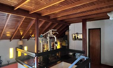 Casa  en Venta Villa Sarmiento / Moron (A120 3734)