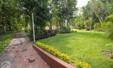 Casa · Residencial Arbolada · 4 Recámaras · Terreno Grande · Huayacan