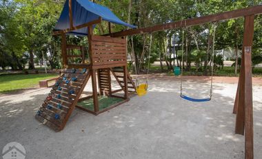 Casa · Residencial Arbolada · 4 Recámaras · Terreno Grande · Huayacan