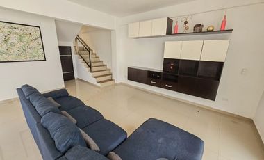 Casa · Residencial Arbolada · 4 Recámaras · Terreno Grande · Huayacan