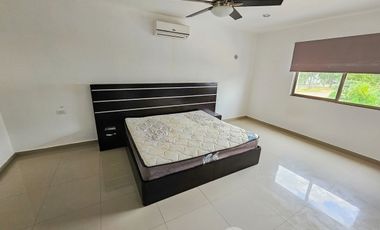 Casa · Residencial Arbolada · 4 Recámaras · Terreno Grande · Huayacan