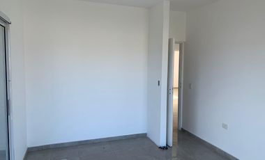 CASA EN VENTA, 5 AMBIENTES, SAN SEBASTIAN AREA 13