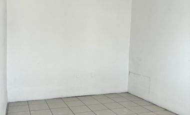 Venta Amplia Casa  Altavilla. Acepta Crédito. 5 recámaras, 2 autos. Metrobus