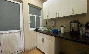 VENTA DE BODEGA EN AVENIDA CONSTITUYENTES
