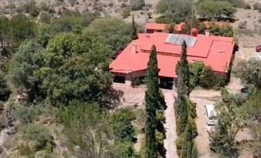 Casa de Campo con Piscina, terreno de 3,850 m² en venta: San Luis de a Paz