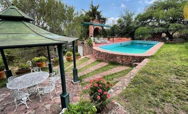 Casa de Campo con Piscina, terreno de 3,850 m² en venta: San Luis de a Paz