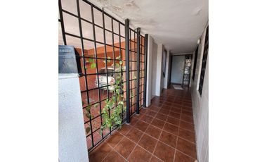 2 CASAS, LOCAL. COCHERA, ITALIA 3131. "OPORTUNIDAD"
