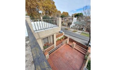 2 CASAS, LOCAL. COCHERA, ITALIA 3131. "OPORTUNIDAD"