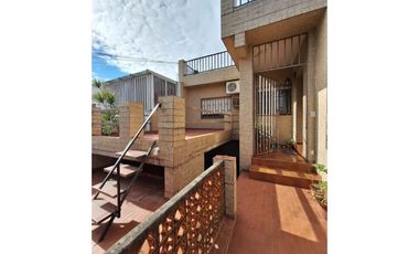 2 CASAS, LOCAL. COCHERA, ITALIA 3131. "OPORTUNIDAD"