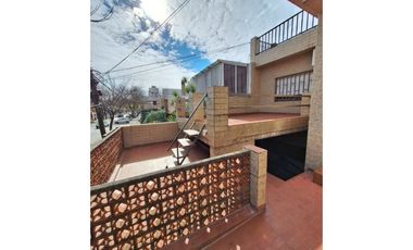 2 CASAS, LOCAL. COCHERA, ITALIA 3131. "OPORTUNIDAD"